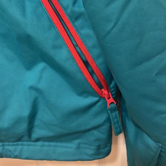 OAKLEY Snowboard / Ski Jacket Teal and Red - Hooded - Men Small - Like New - Picture 5 of 8